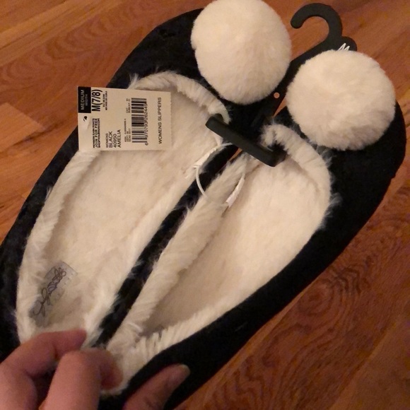 FLASH SALE❣️Brand NEW❣️ Jaclyn Smith Slippers - Picture 6 of 6